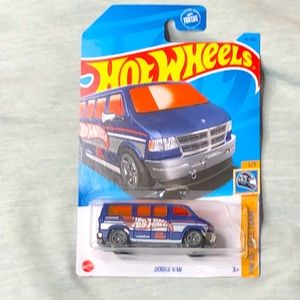 HW Dodge Van